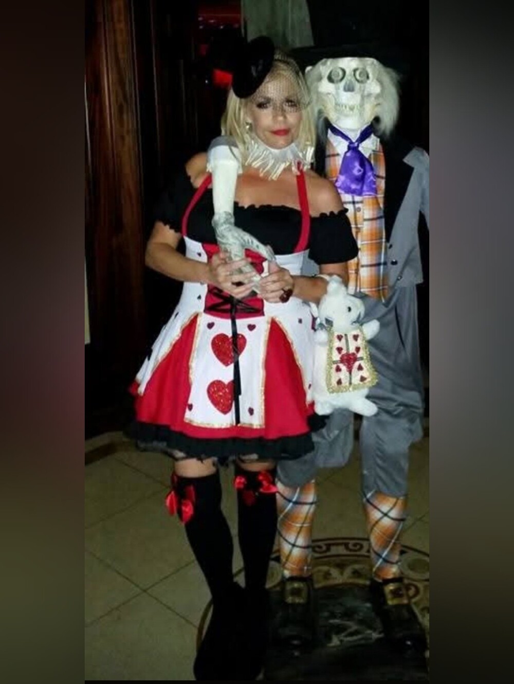 Queen Of Hearts Costume And Accessories - Worn Once